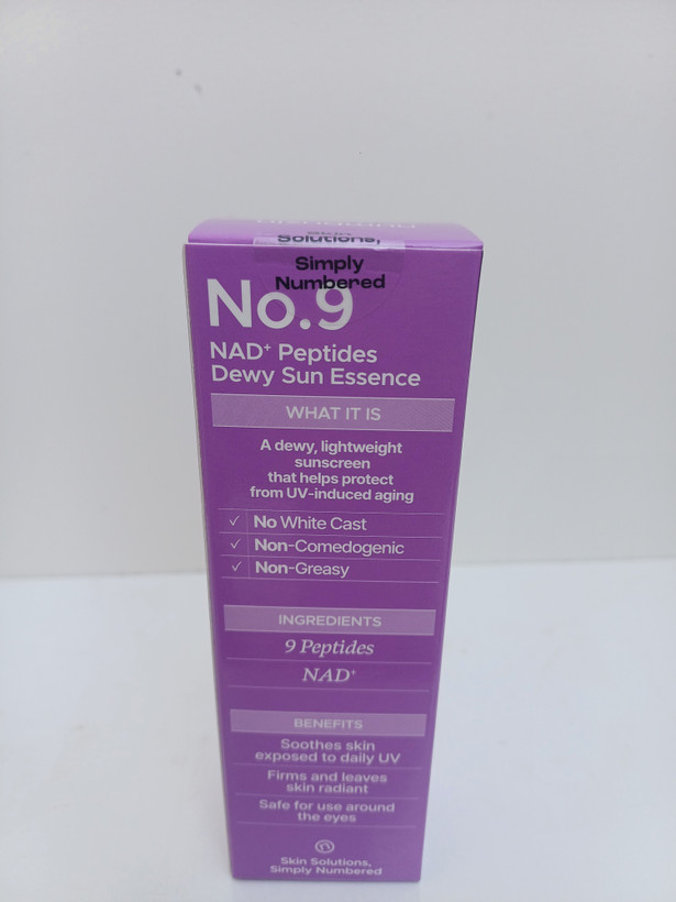 کرم ضدآفتاب سوپر دیفنس شماره 9 نامبوزین اصل spf 50 حجم 50 میلی لیتر